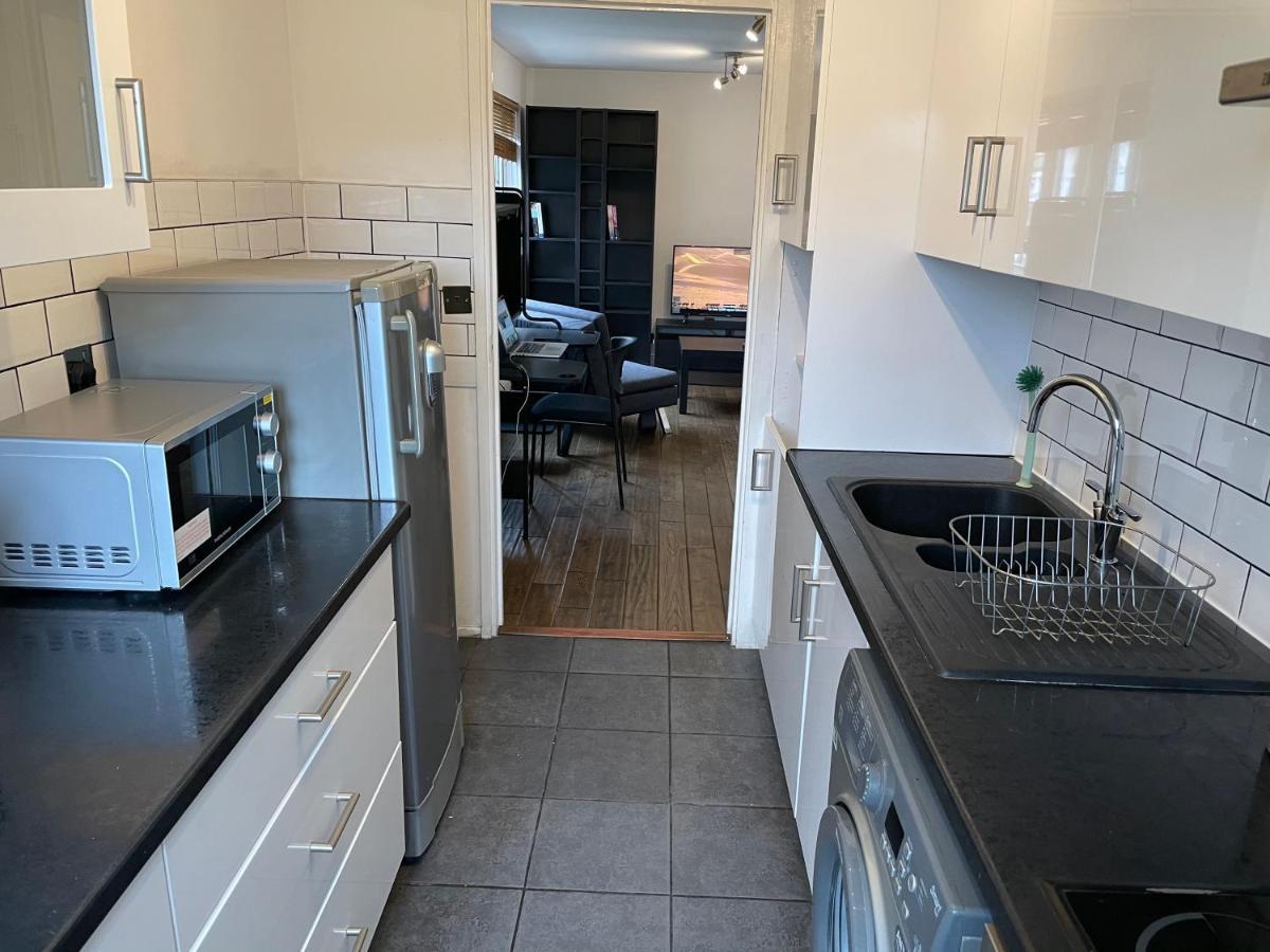 Beautiful Right Off Of Broadway Market Apartamento *